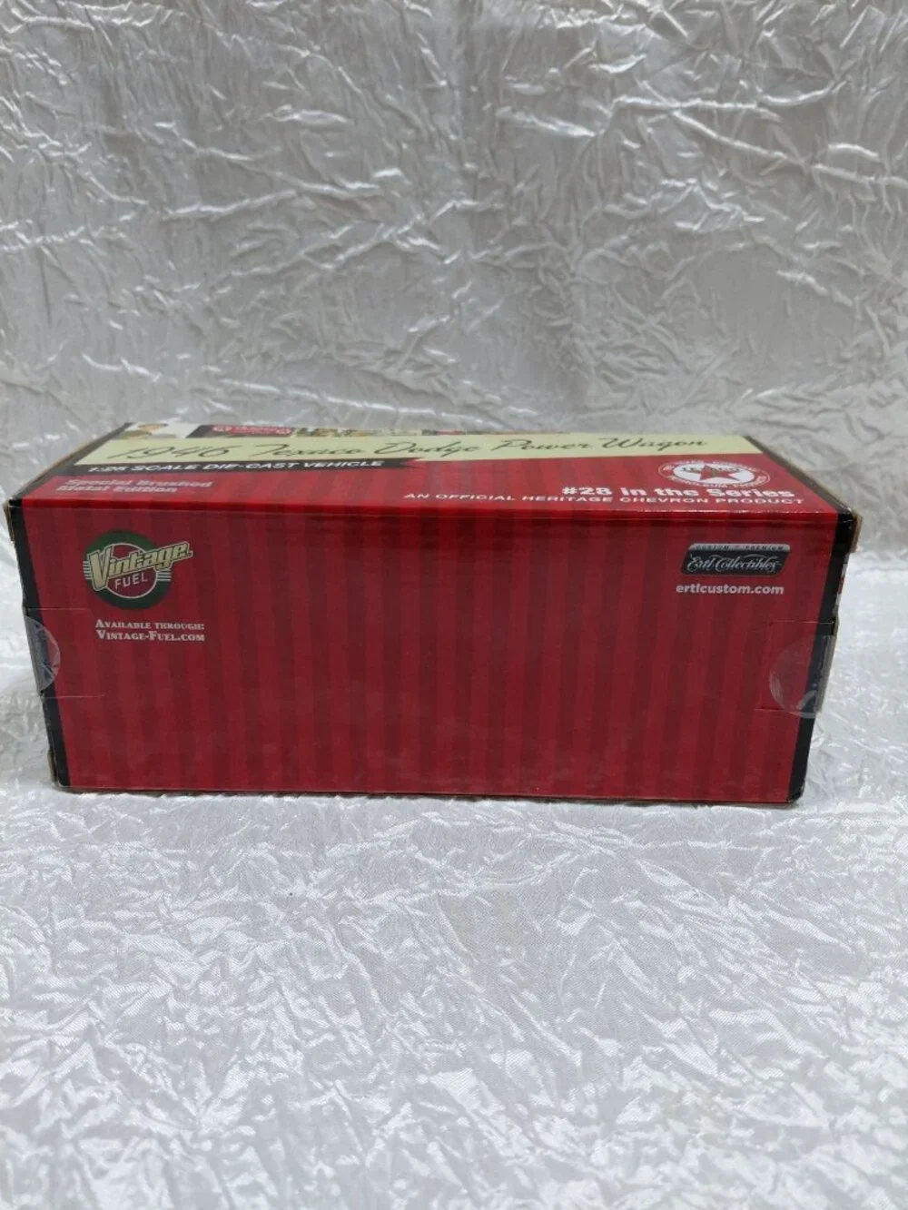 NIB 1946 Texaco Dodge Power Wagon 1:25 Scale Die-Cast Vehicle Brushed Metal - Picture 5 of 7